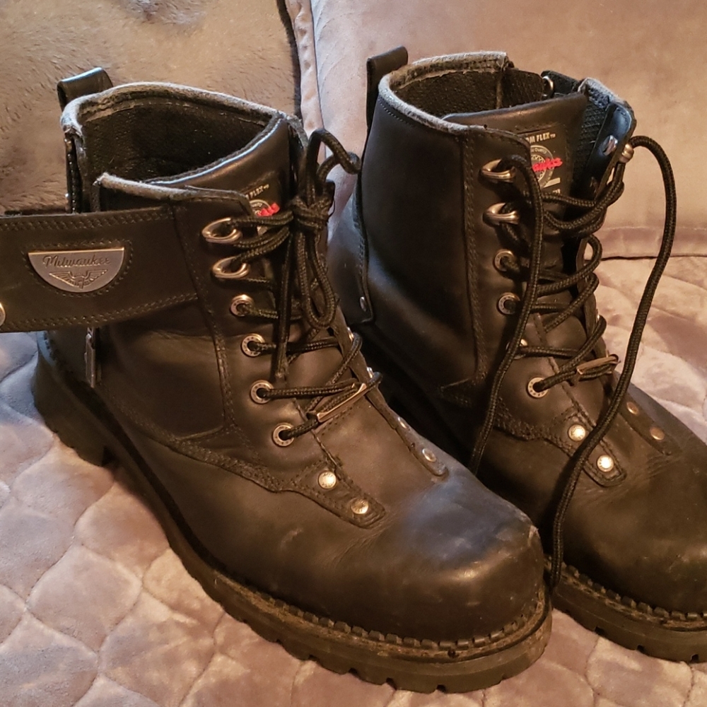 Milwaukee leather boots